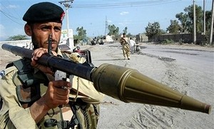 soldier_Pakistani_Army_Pakistan_29062008_news_002.jpg